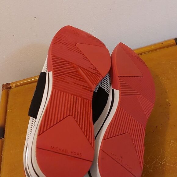 MK Michael Kors Sneakers slip on shoes white black & pink with heel - Picture 5 of 7